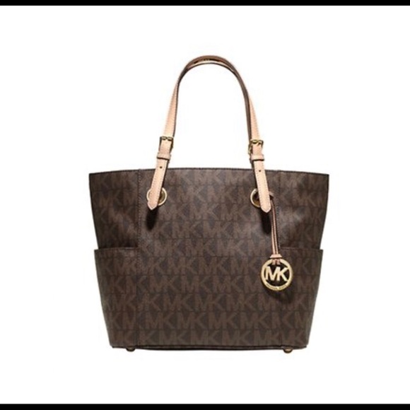 Michael Kors Handbags - Michael Kors Signature Tote